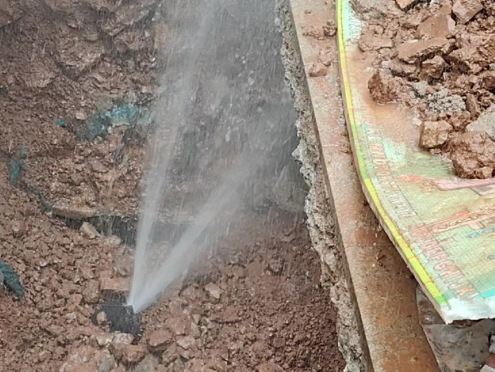 博湖地区消防水管漏水检测定点开挖